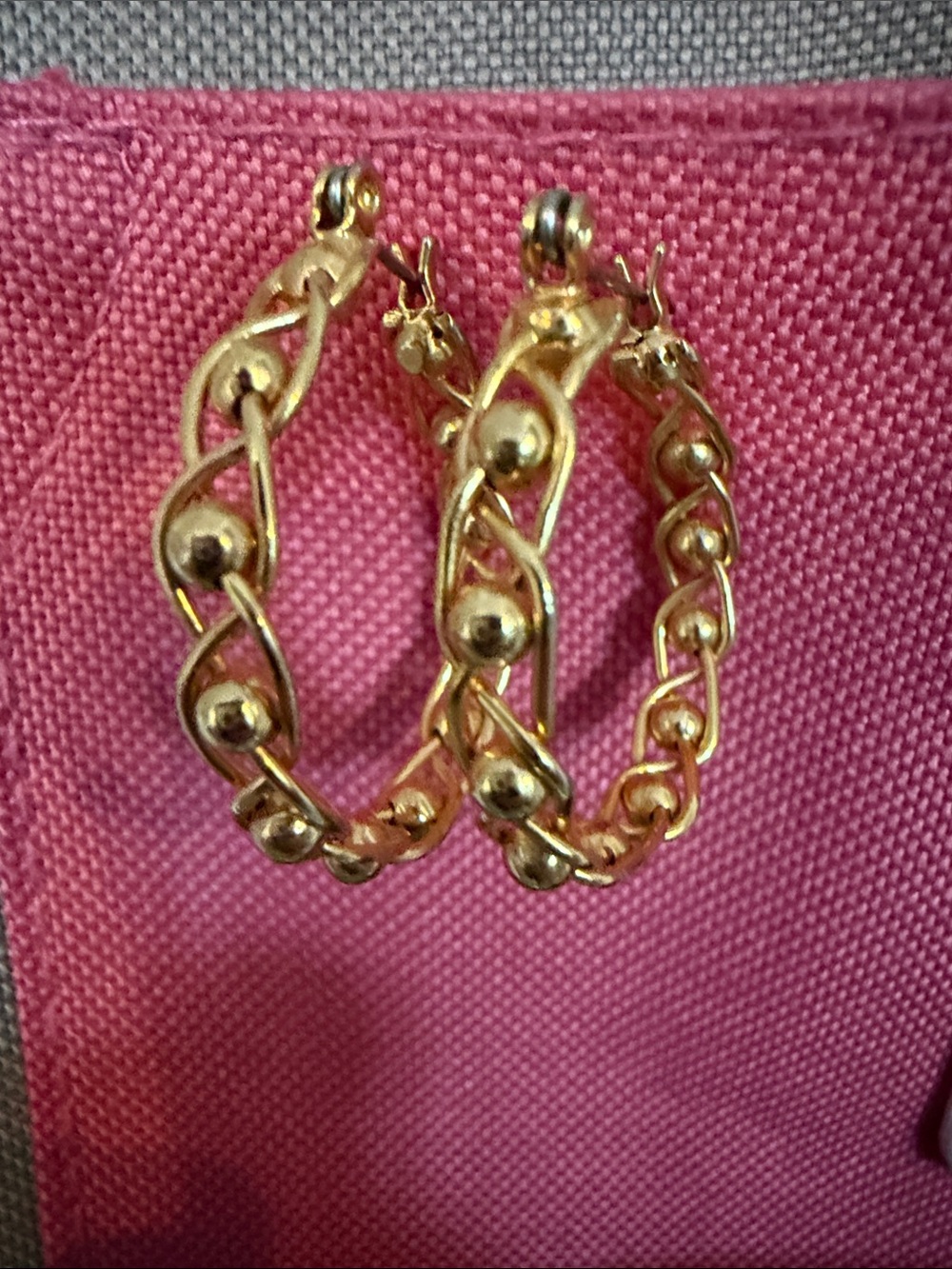 Elegant Gold Hoop Earrings